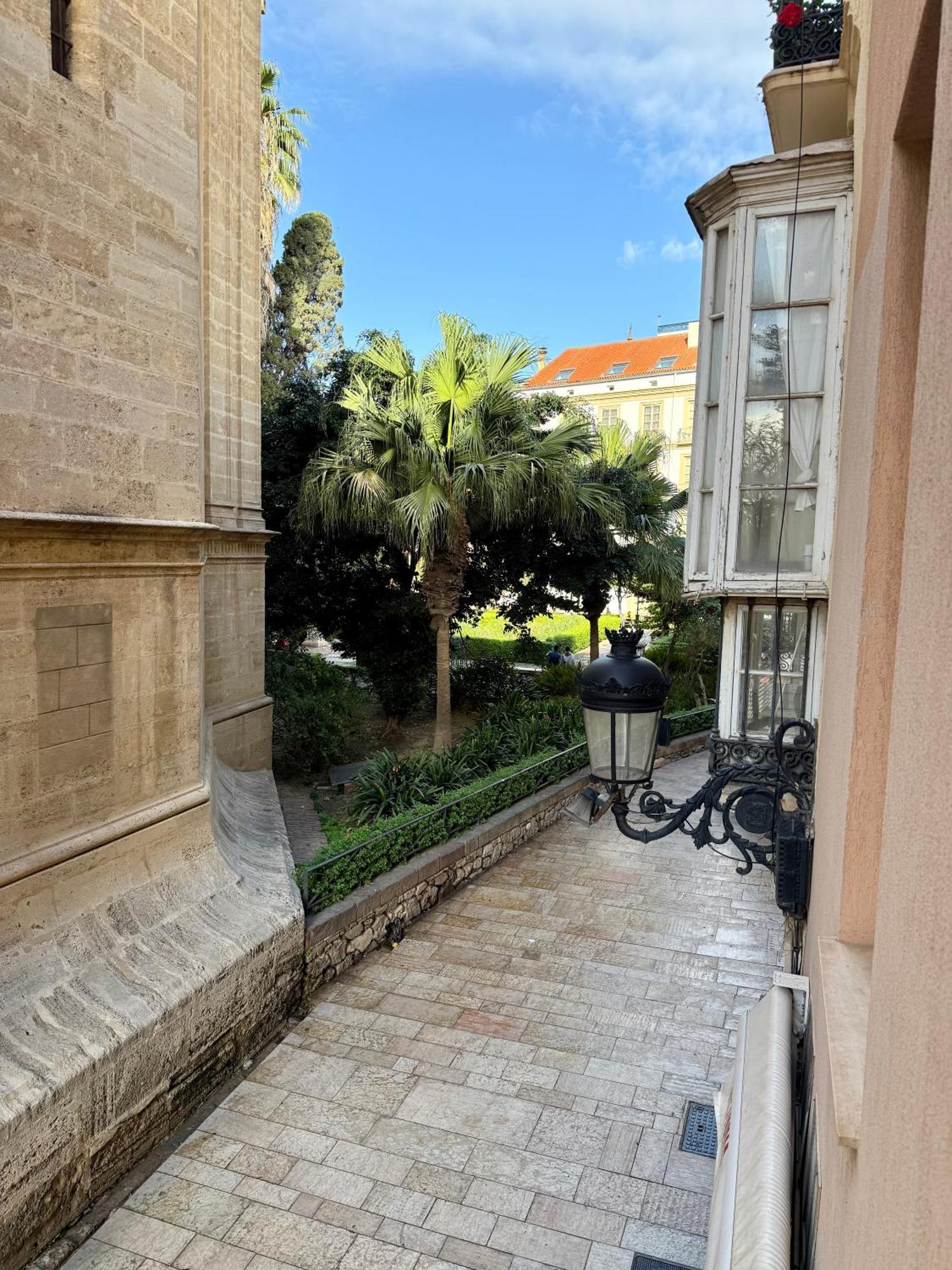 Apartamento Catedral A Malaga Exterior photo